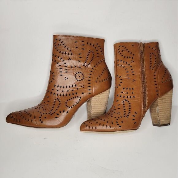 Carlos Santana Women's Taryn Booties Ankle Boot - Picture 7 of 13